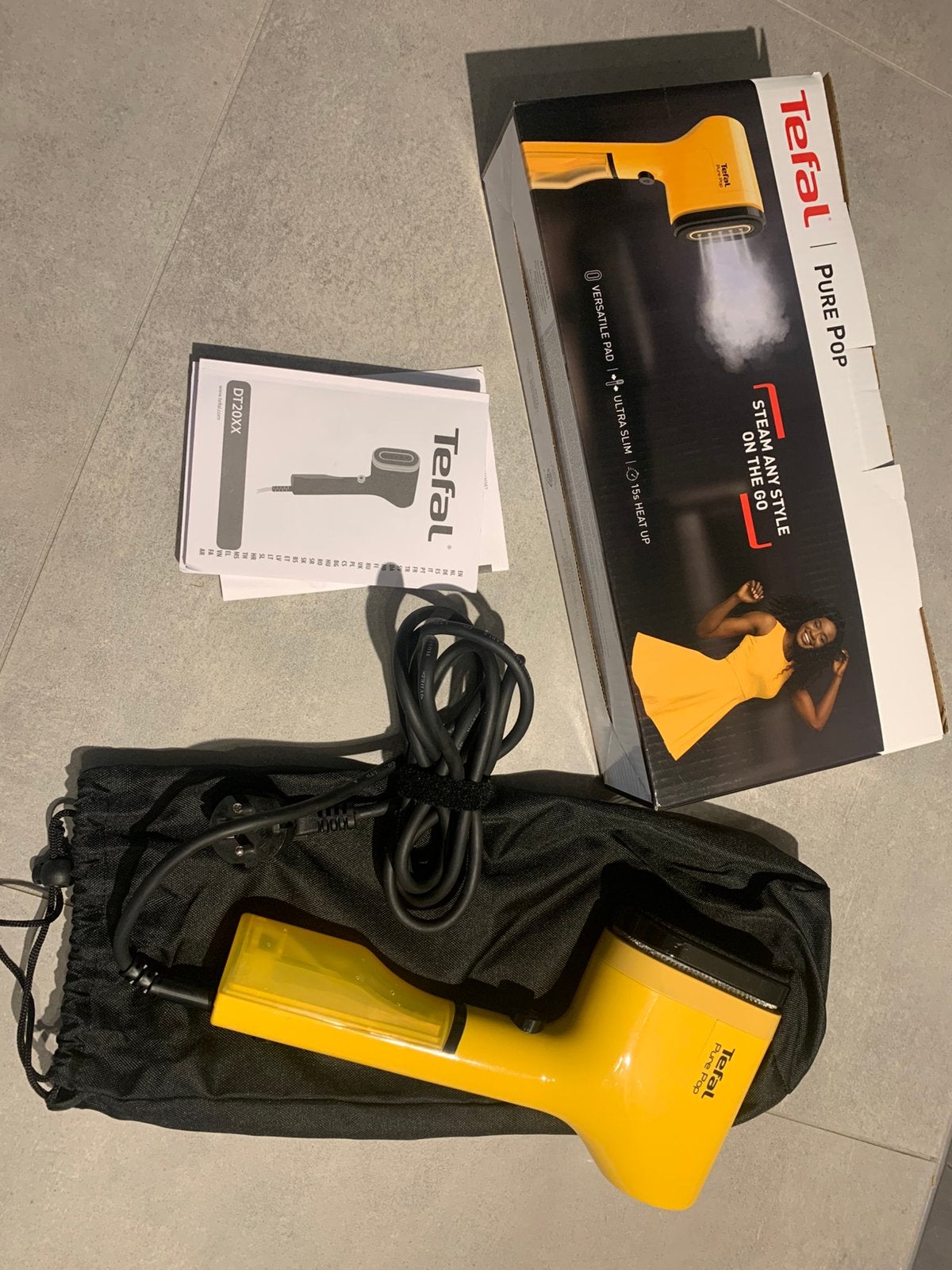 Tefal Pure Pop handstomer, Elektronische apparatuur, Stoomapparaten, Ophalen, Zo goed als nieuw, Kledingstomer