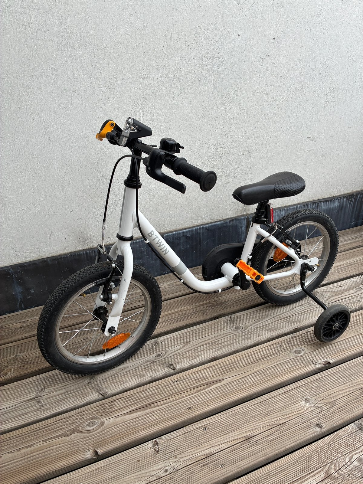 BTWIN 14 inch kinderfiets + kleine afneembare wielen, Ophalen, Zo goed als nieuw, Velgrem, Minder dan 16 inch