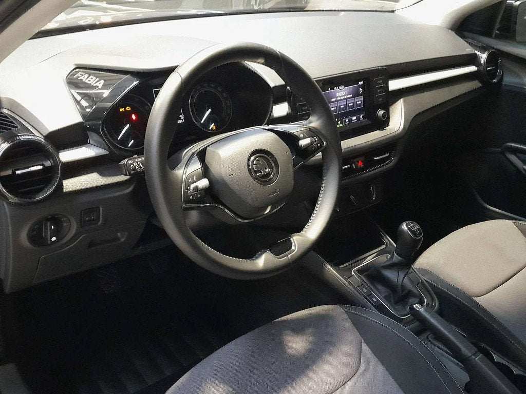 Skoda Fabia Fabia 1.0i, 80 ch, Achat, Euro 6, Entreprise