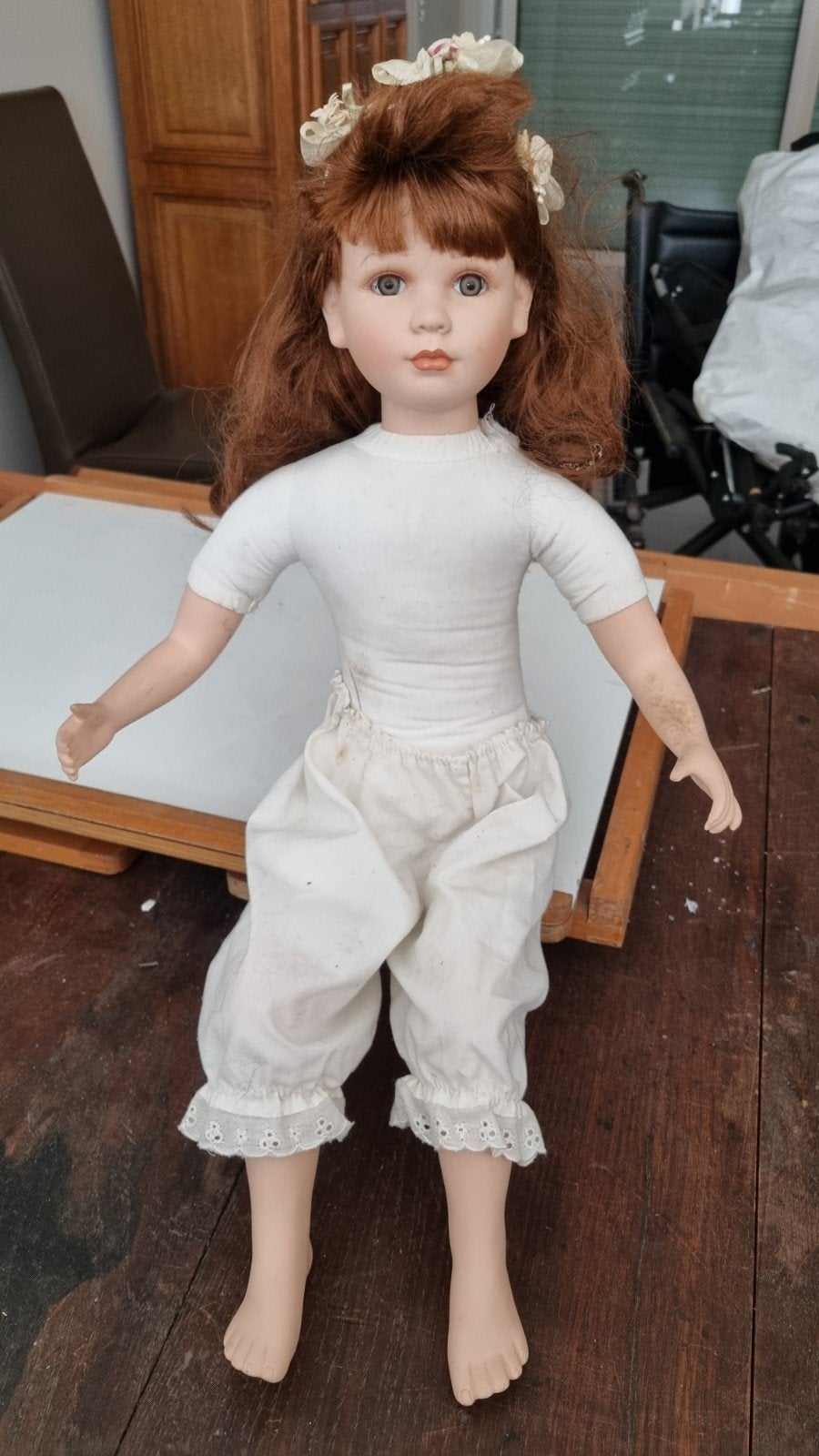 pop porcelain, Verzamelen, Poppen, Ophalen, Zo goed als nieuw, Pop