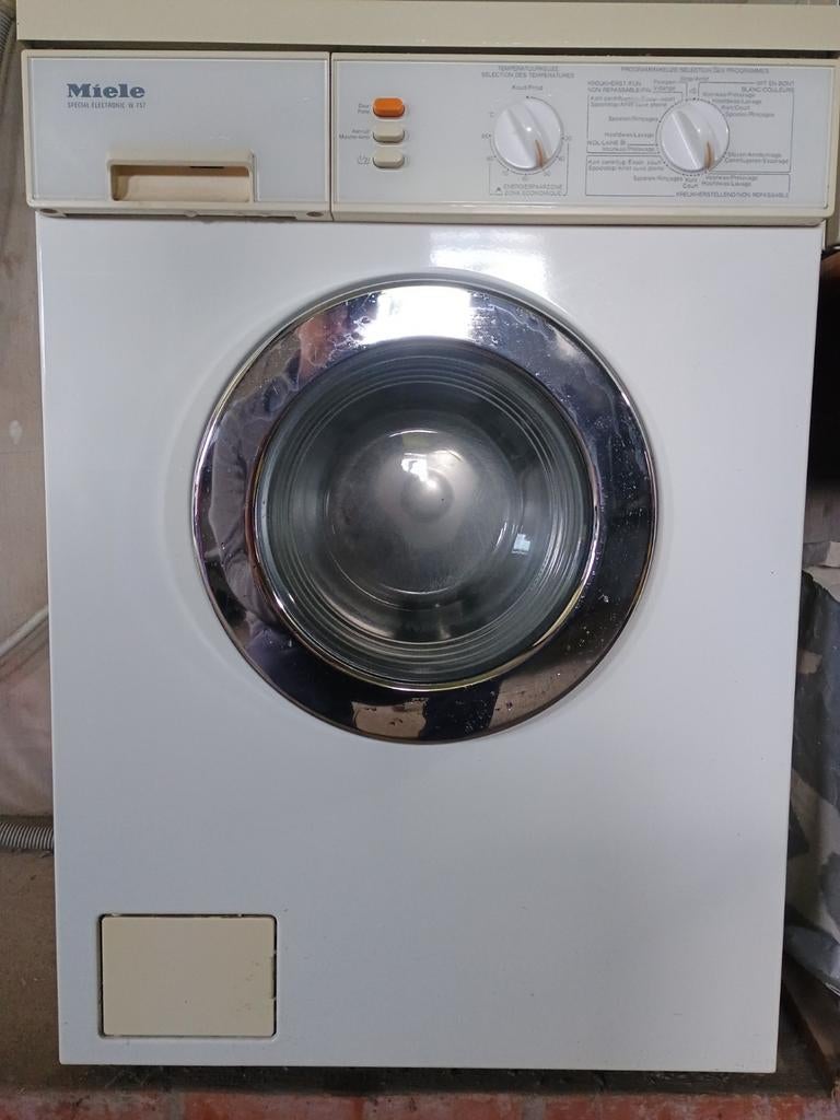 Miele wasmachine oud maar in top staat., Ophalen