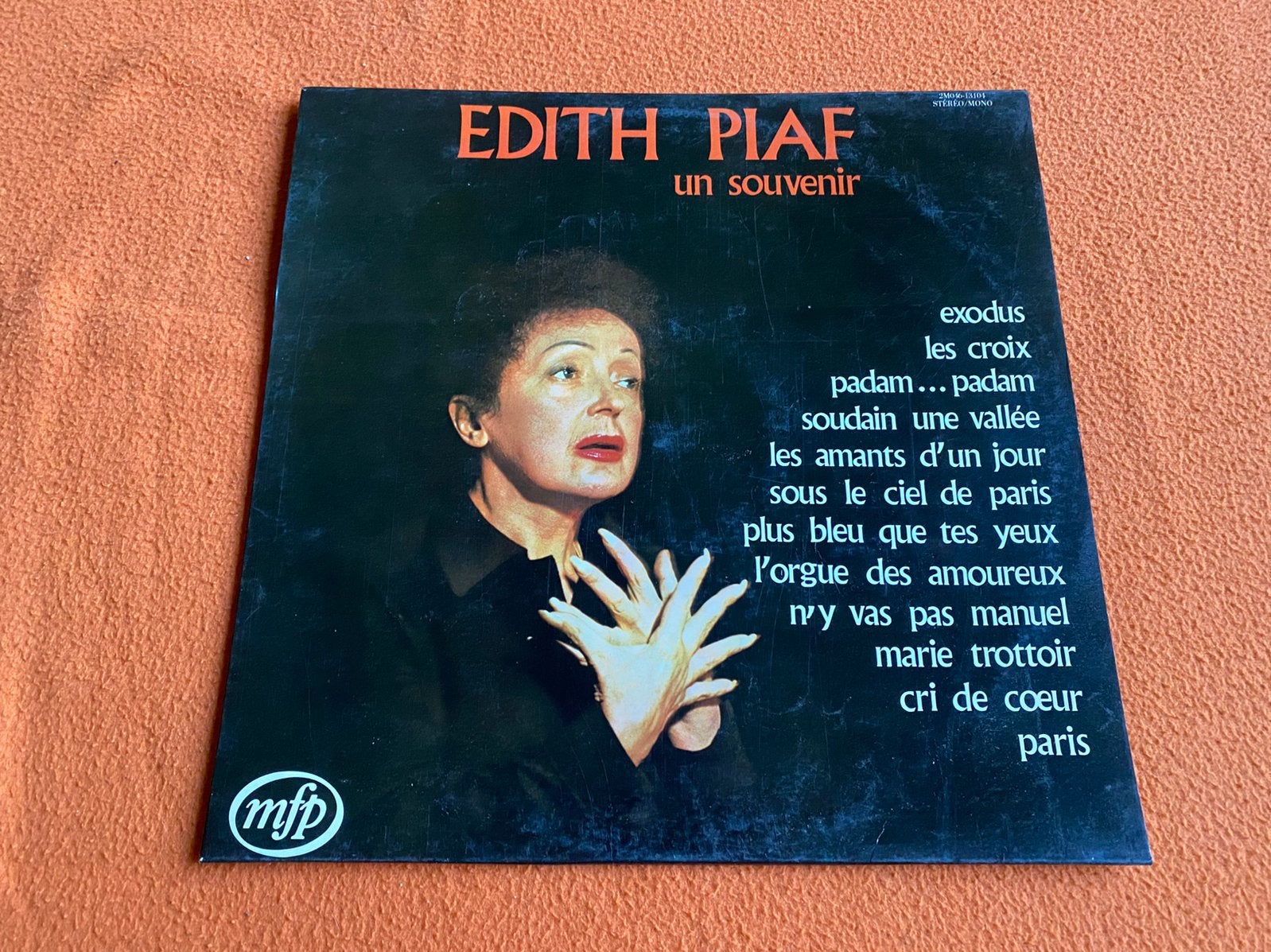 Edith Piaf, Enlèvement, Comme neuf