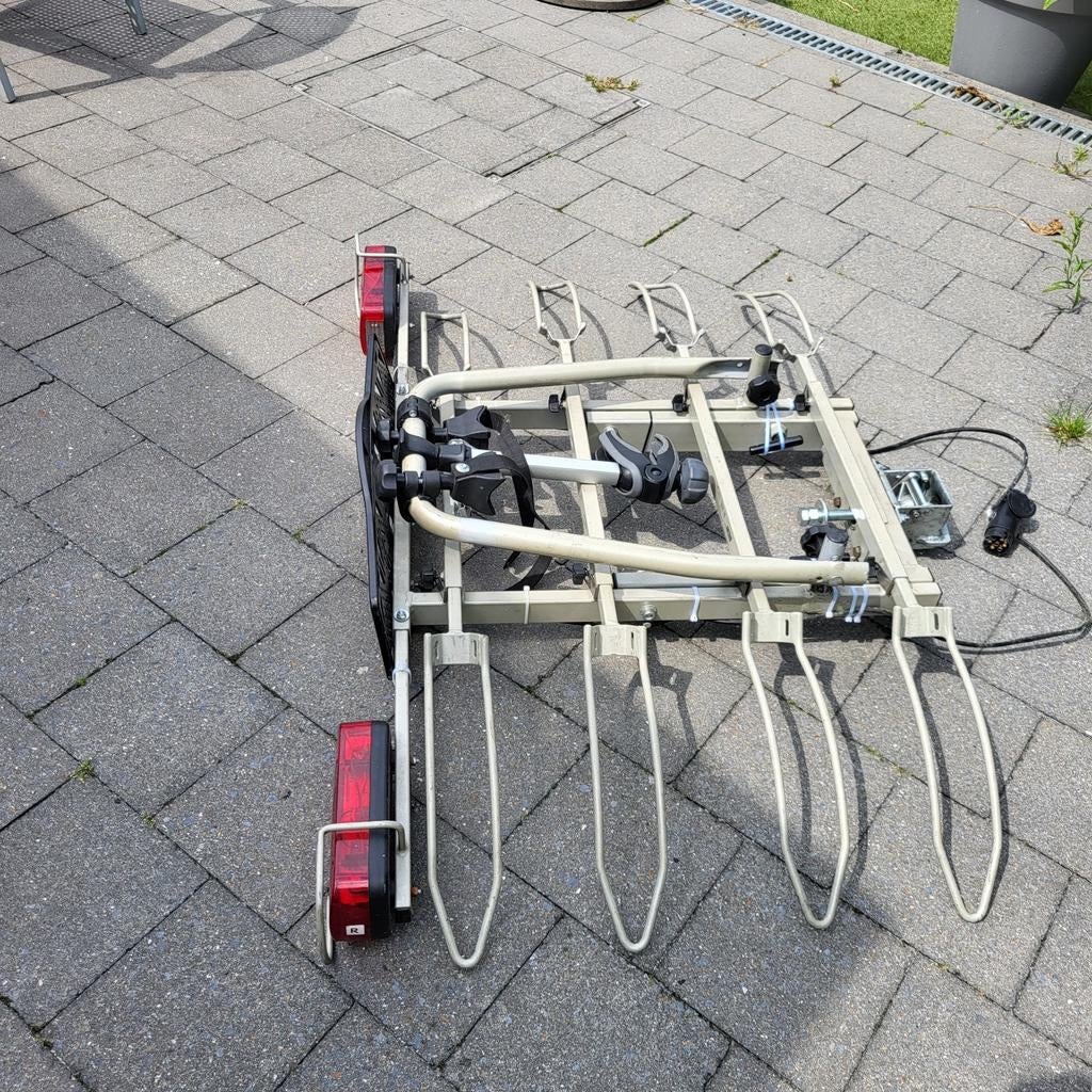 Fietsendrager, 4 fietsen,  voor op de trekhaak, Fietsen en Brommers, Ophalen