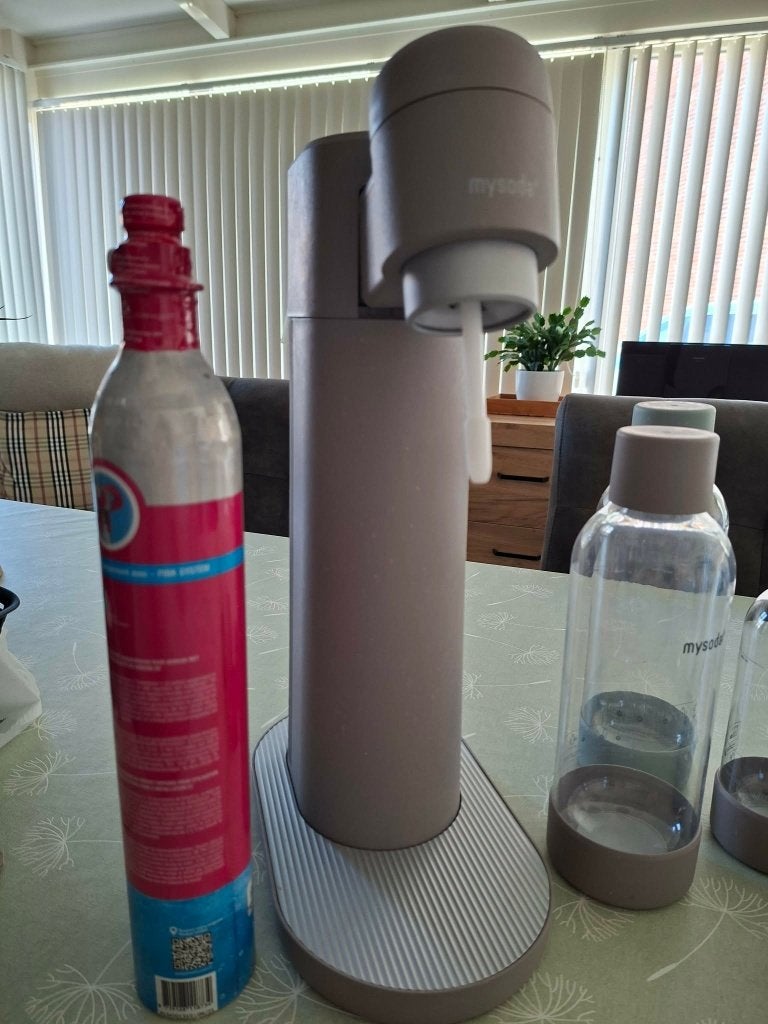 sodastream met extra gas en 6 flessen, Ophalen, Nieuw