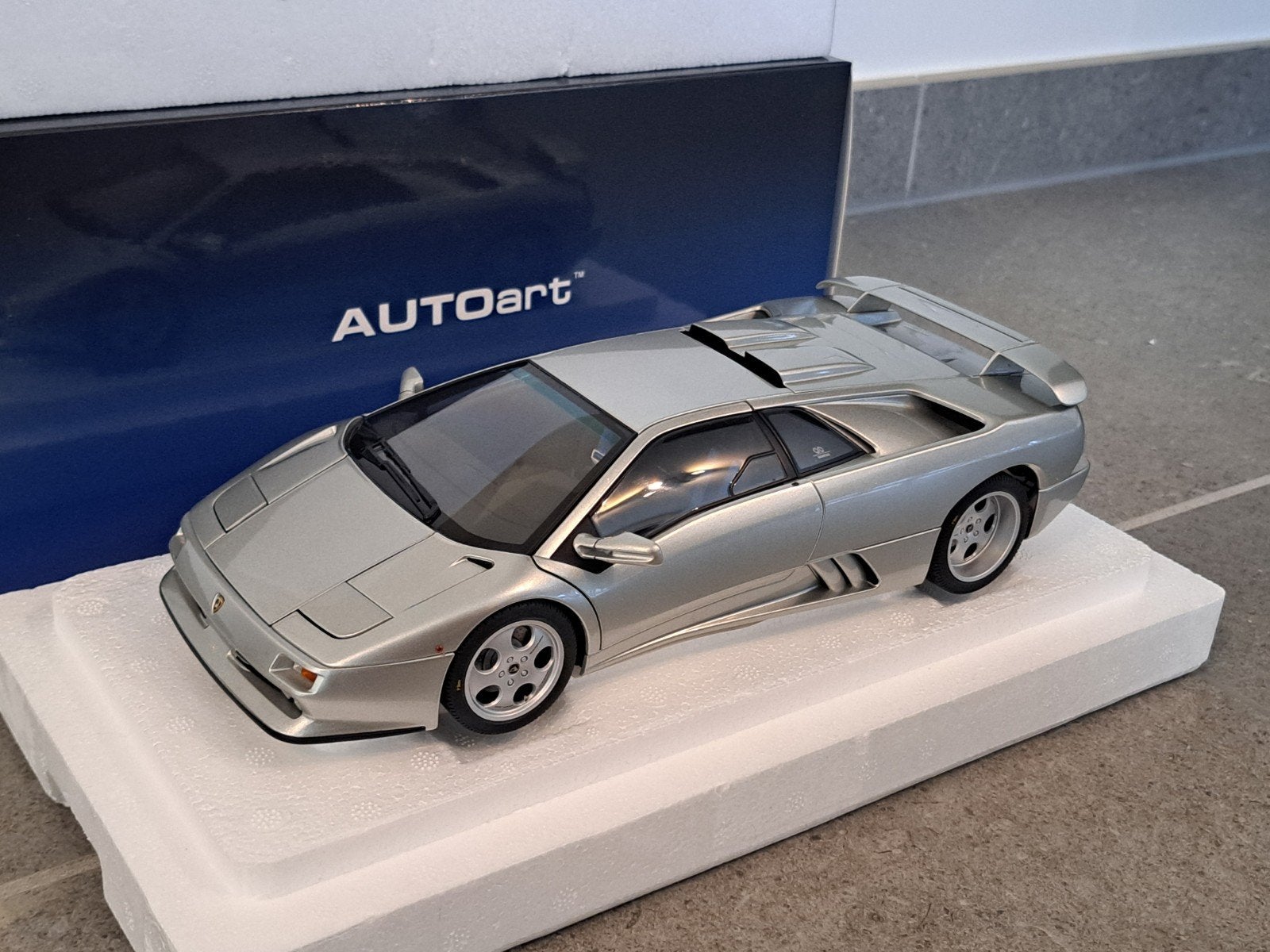 1:18 AUTOart Lamborghini Diablo SE30 JOTA 1995, Hobby & Loisirs créatifs, Enlèvement ou Envoi, Neuf, Voiture, Autoart