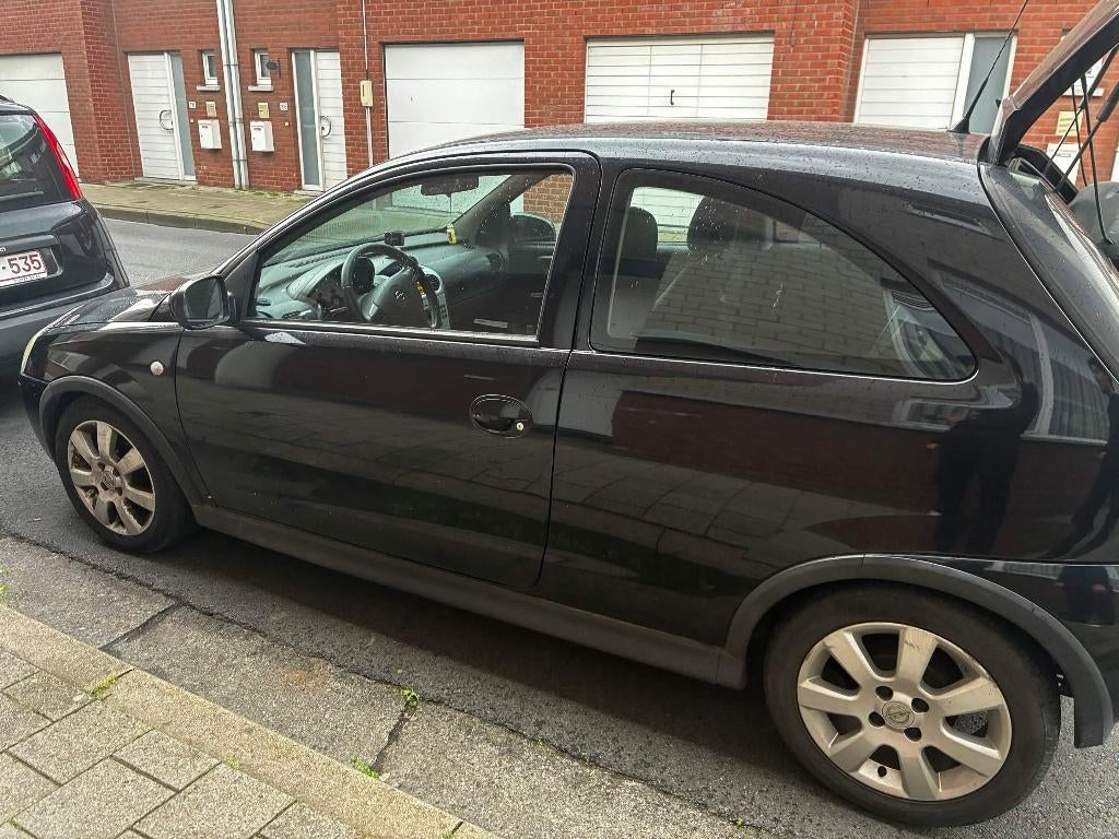 pièces Opel Corsa, Autos, Achat, 2 portes, Particulier, Euro 4