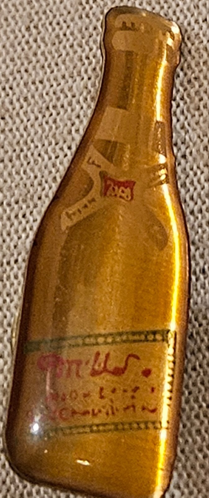 Bouteille de bière Miller Vintage Pin, Collections, Enlèvement ou Envoi