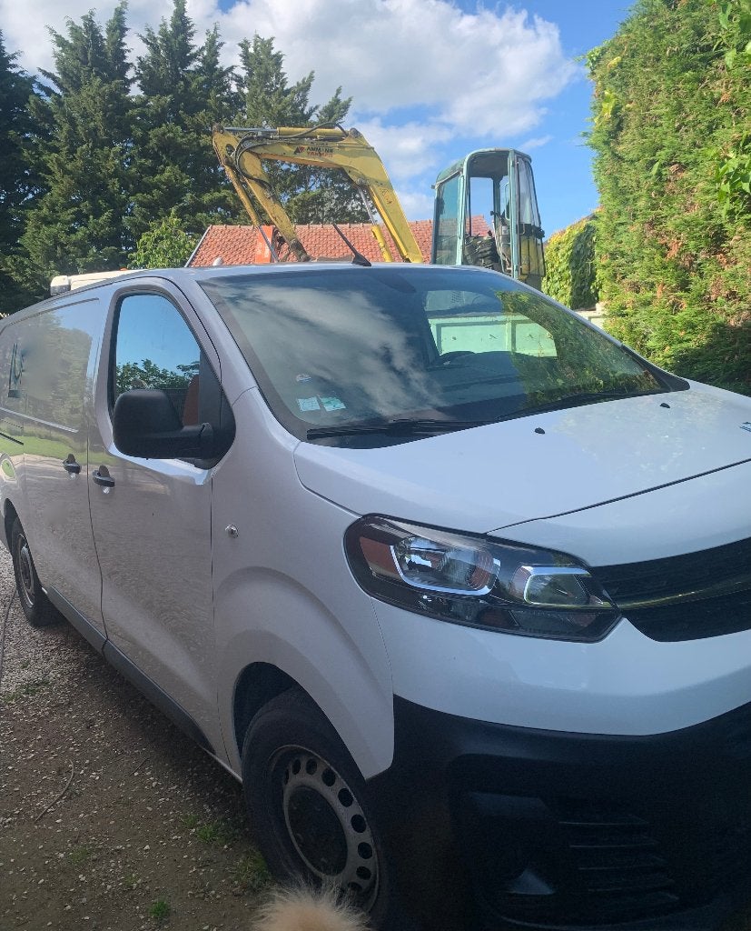 Vivaro, Bedrijf, Te koop