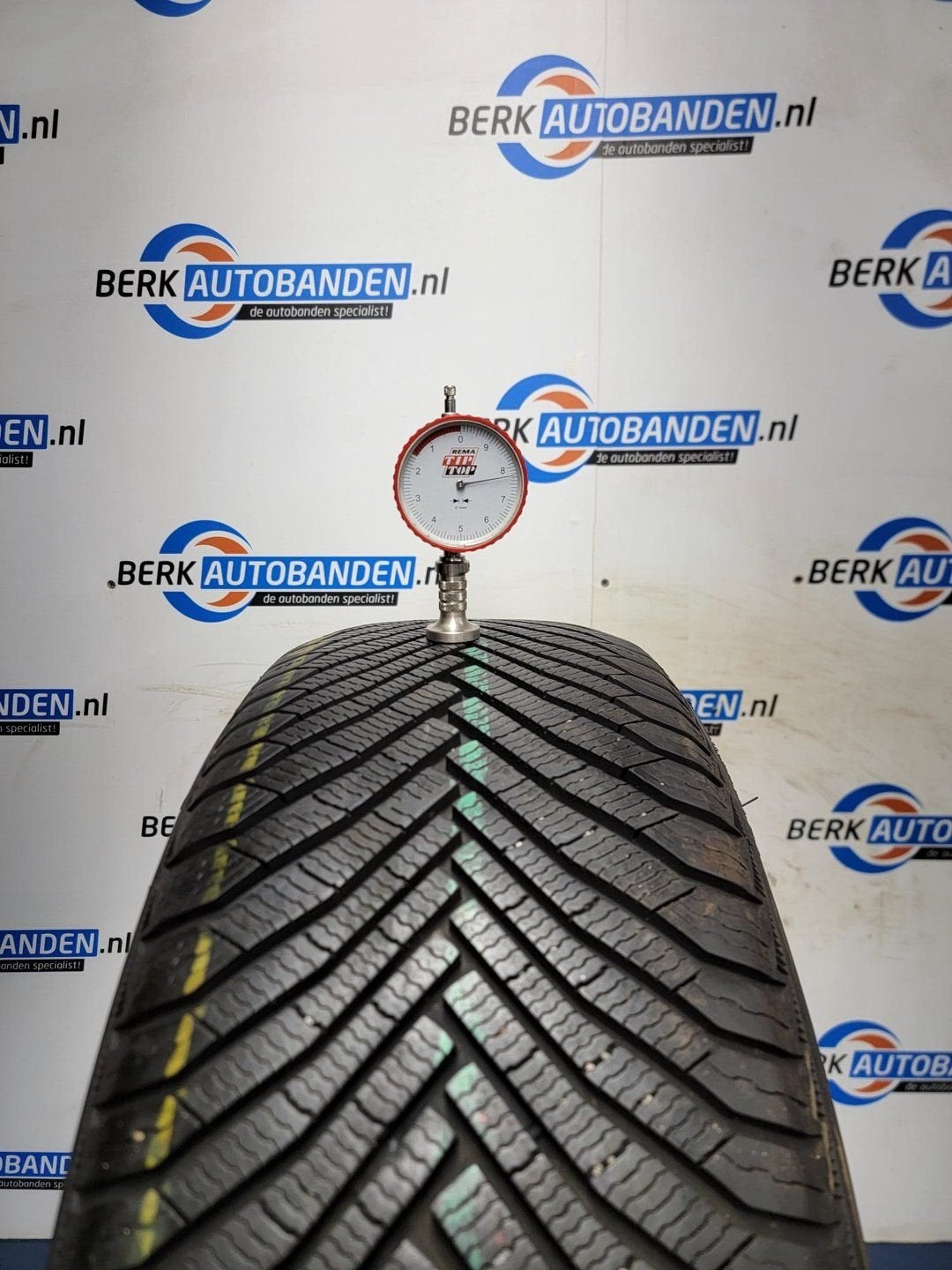 4x Michelin Alpin 7 XL 205/55 R19 97H 205/55/19 2055519 (pri, Auto-onderdelen, Banden en Velgen, 19 inch, Gebruikt, -, -