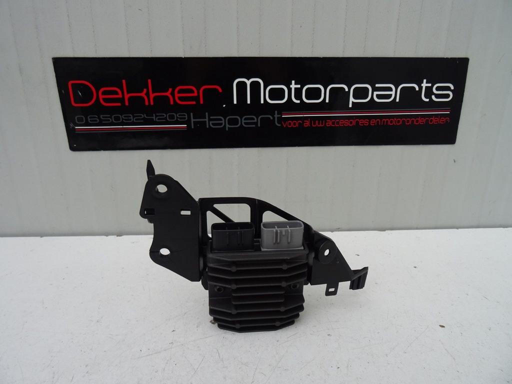 Spanningsregelaar / Regulator Yamaha YZF R1 2009-2010-2011 >, Motoren, Gebruikt, -, -, Ophalen of Verzenden