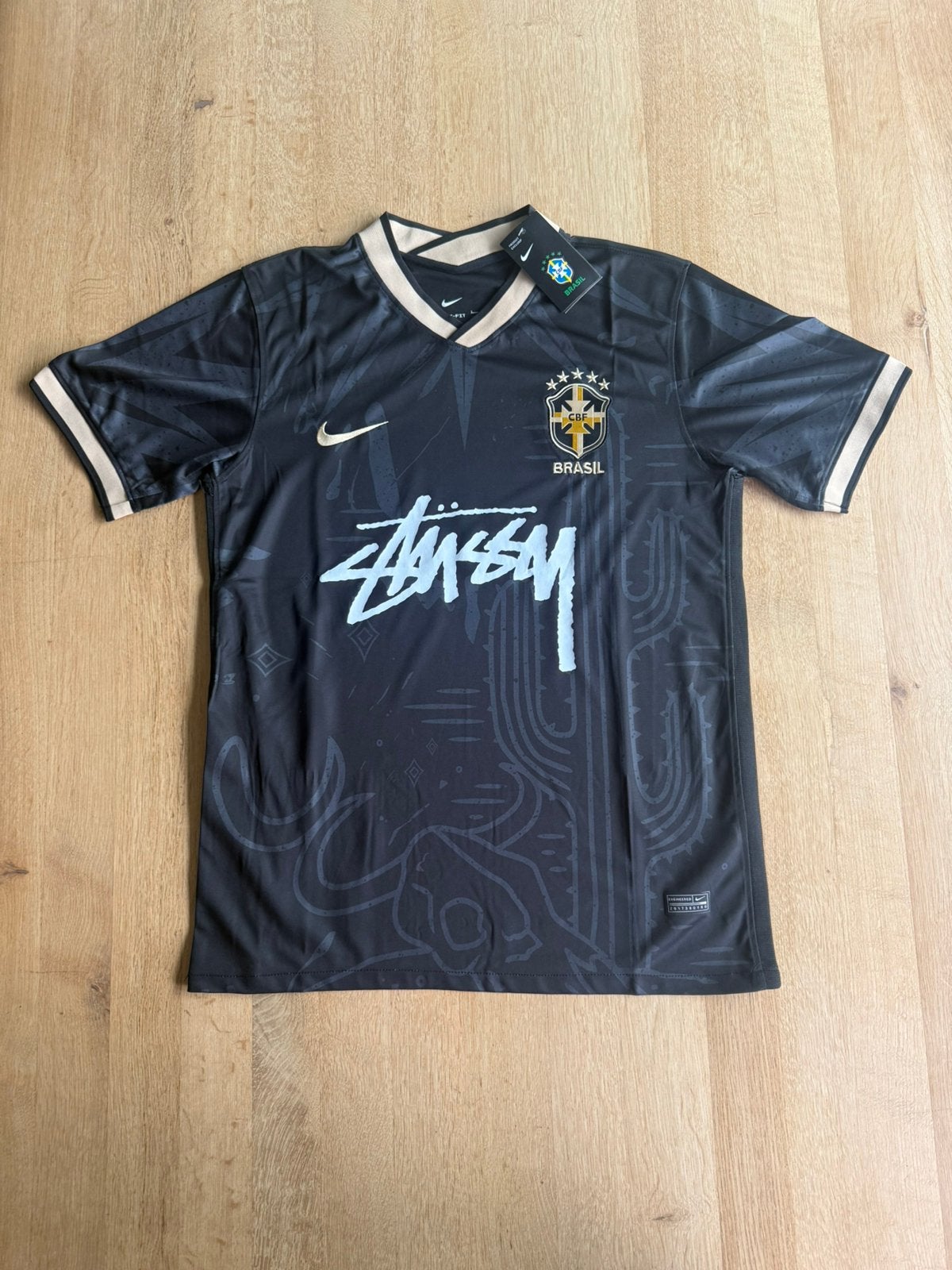 Nike Brazilië x Stüssy voetbalshirt – Limited Edition, Maat L, Ophalen of Verzenden, Nieuw, Shirt