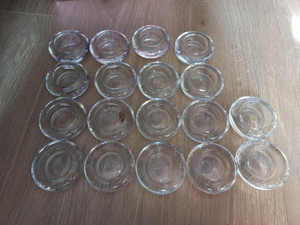 Set van 17 glazen kandelaars, Overige materialen, Ophalen of Verzenden, Zo goed als nieuw, Kandelaar
