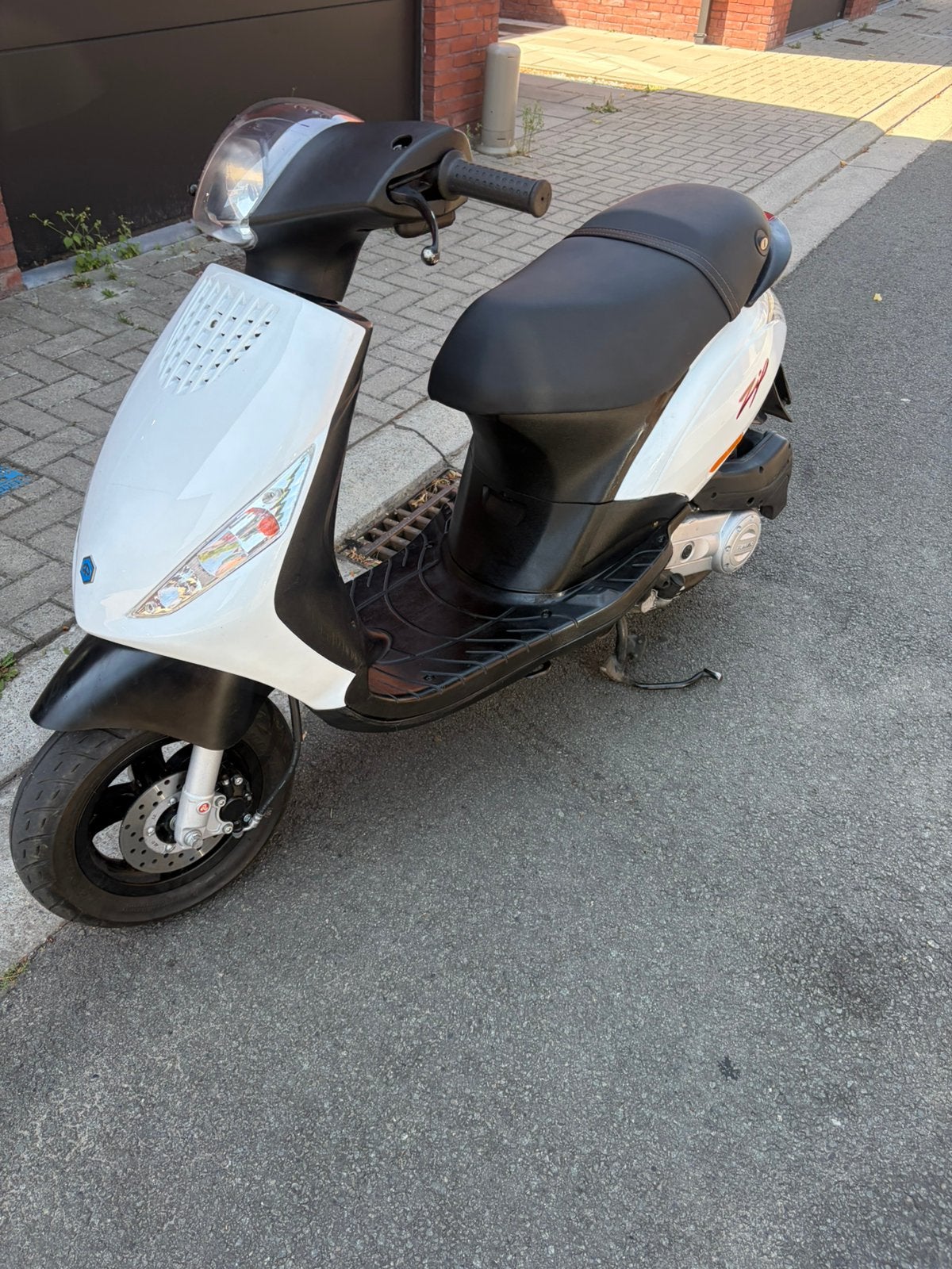 Piaggio zip A klasse 2024, Fietsen en Brommers, Ophalen, Zip, Klasse A (25 km/u), Zo goed als nieuw