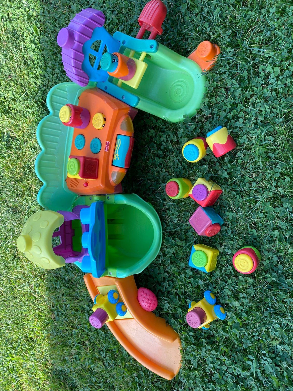 Fisher Price autobaan muziek en bewegende potjes, Kinderen en Baby's, Ophalen of Verzenden, Zo goed als nieuw