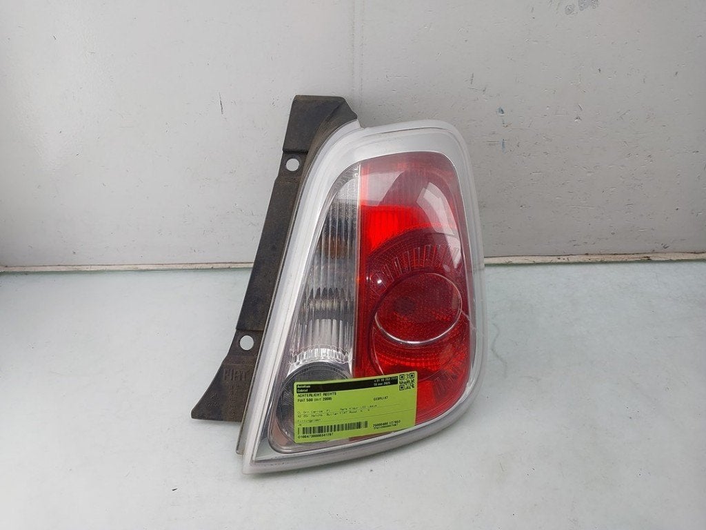ACHTERLICHT RECHTS Fiat 500 (312) (|51787493|51885544|), Auto-onderdelen, FCA Germany GmbH, Gebruikt, IPC D1-09 Bahnhofsplatz
65423  Rüsselsheim am Main, DE