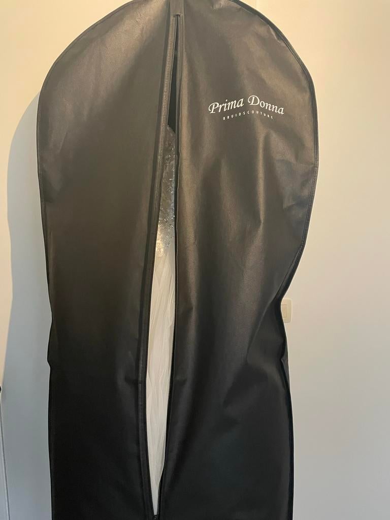 Trouwjurk NIEUW! Van Prime Donna Deinze, Vêtements | Femmes, Vêtements de mariage & Accessoires de mariage, Enlèvement, Neuf, Blanc