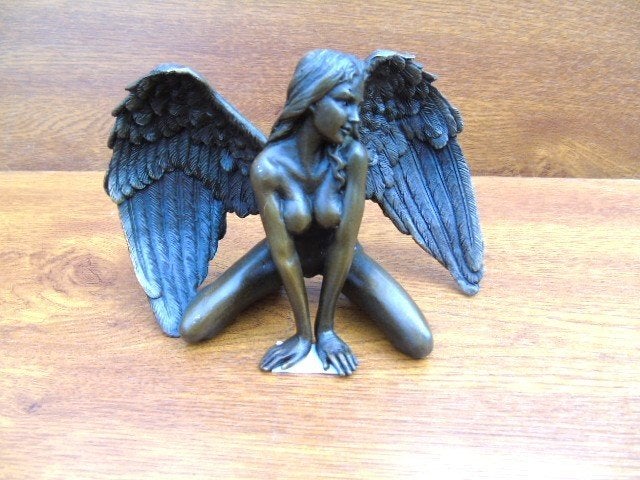 femme nue avec des ailes en bronze signé .PATOUE, Antiquités & Art, Enlèvement ou Envoi, Bronze