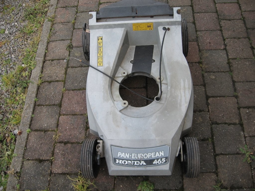 Châssis de tondeuse HONDA 46 CM , traction et châssis OK, HONDA, Tondeuse rotative, Tondeuses à gazon à essence, Utilisé