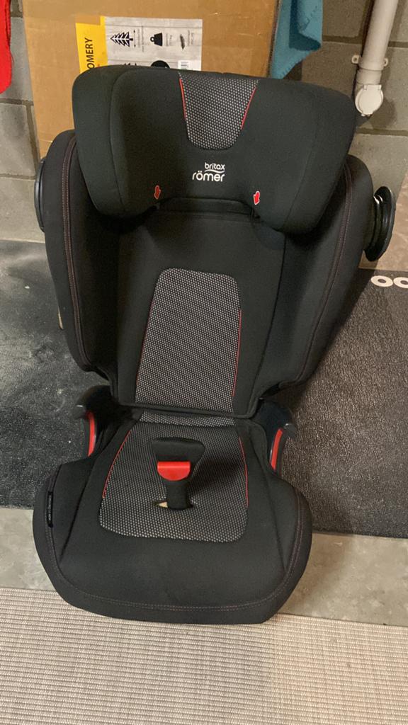 Autostoel, Kinderen en Baby's, Autostoeltjes, Ophalen, Romer, Autogordel of Isofix, Zo goed als nieuw