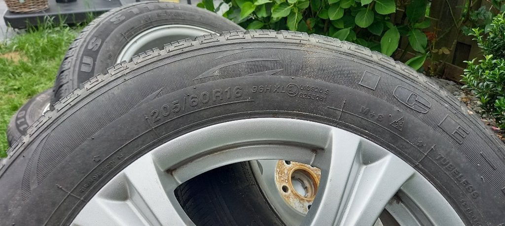 Nissan Juke velgen met winterbanden, Auto-onderdelen, Banden en Velgen, Ophalen, Gebruikt, 16 inch, Banden en Velgen