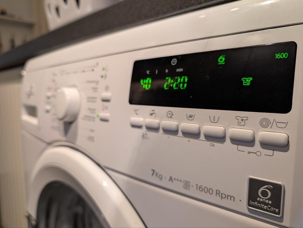 Machine à laver Whirlpool 6 Sense 7kg 1600rpm A+++, Enlèvement