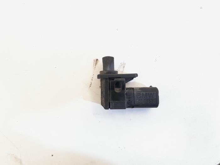 Commutateur (divers) d'un BMW 3-Serie, -, 3 mois de garantie, Utilisé, -