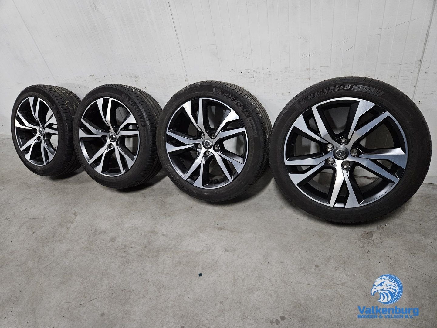 Originele Volvo S60 V60 5-Double Spoke Matt Black Diamond Cu, Auto-onderdelen, Banden en Velgen, 18 inch, Gebruikt, -, -