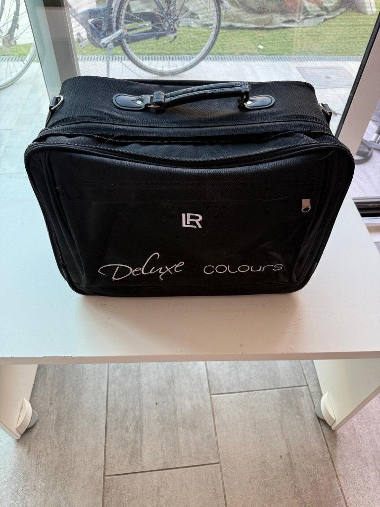 Nieuwe Lr Deluxe colors demonstratiekoffer, Ophalen, Zo goed als nieuw