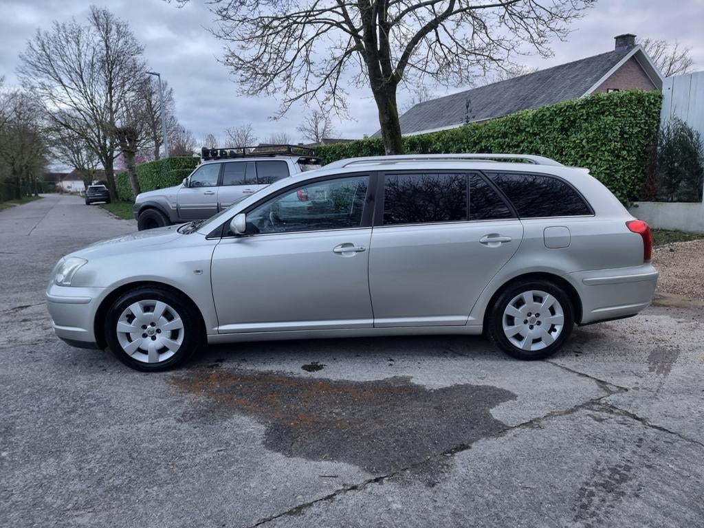 Toyota Avensis 2.0 Diesel | Garantie | Betrouwbaar, Auto's, Voorwielaandrijving, Stof, Avensis, 4 cilinders