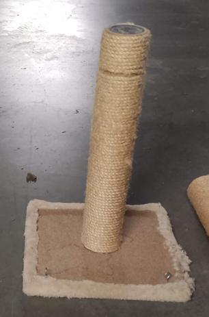 Gratis kattenkrabpalen, Dieren en Toebehoren, Ophalen, Gebruikt