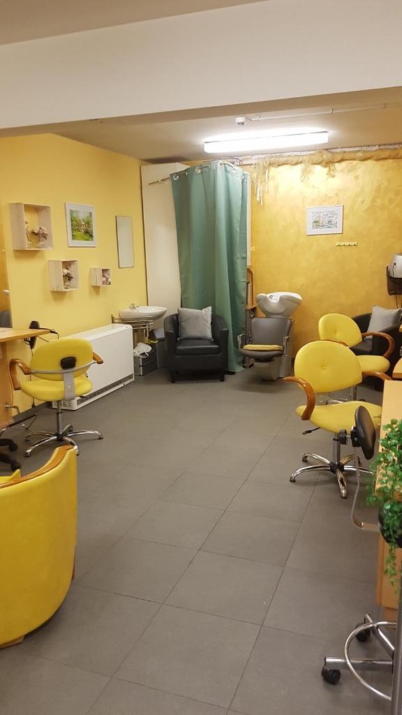 Salon de coiffure à vendre, Enlèvement