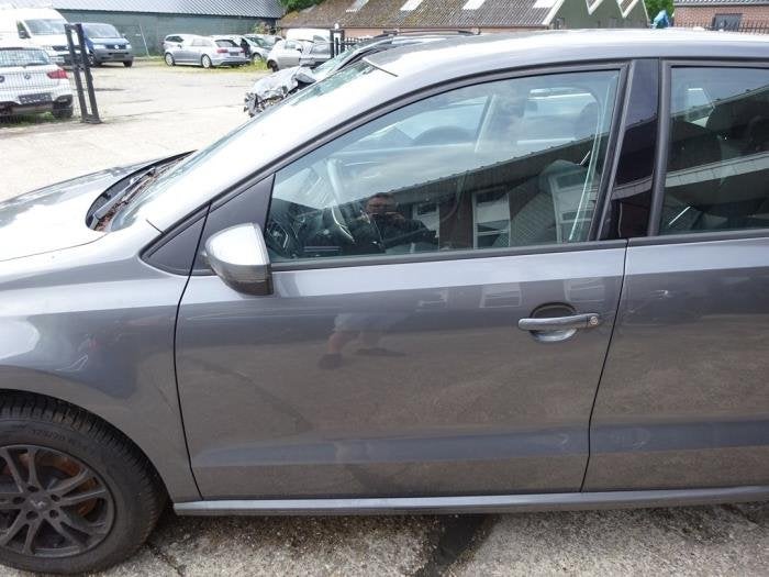 Portier 4Deurs links-voor van een Volkswagen Polo (LD7R), Auto-onderdelen, Carrosserie, Deur, Volkswagen, Gebruikt, 3 maanden garantie