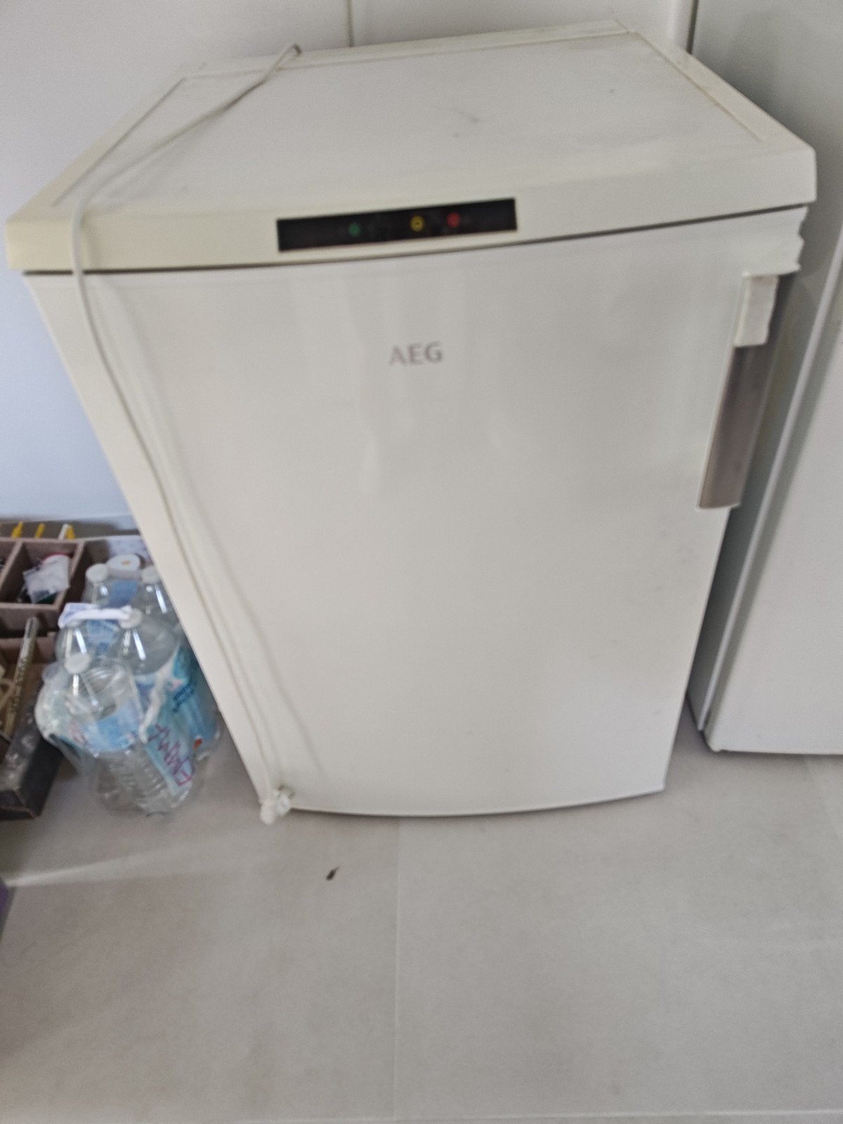 aeg diepvriezer barmodel 90l, Elektronische apparatuur, Minder dan 85 cm, Minder dan 60 cm, Zo goed als nieuw, Energieklasse A of zuiniger