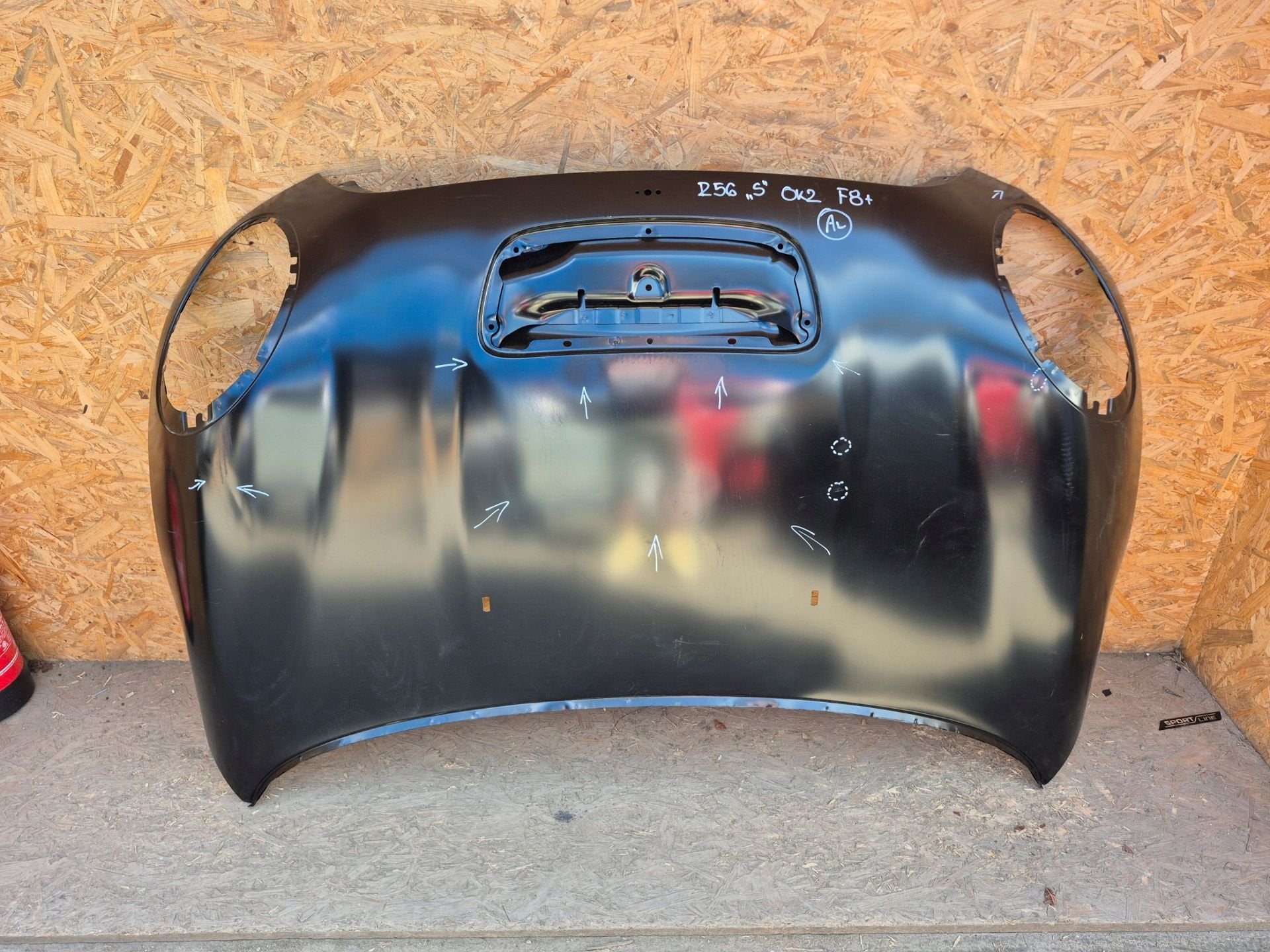 Mini Cooper S Capot avant R56, Customer.service@mini.co.uk, Capot moteur, BMW AG, Petuelring 130
80788  Munich, DE