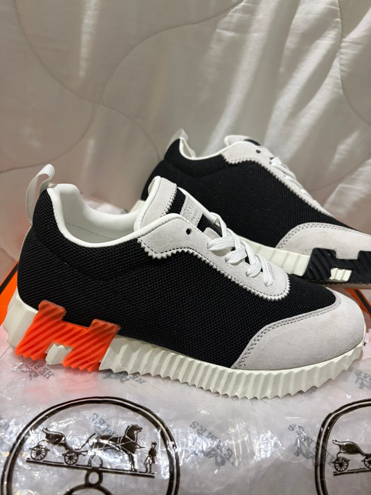 Hermès shonenen, Vêtements | Femmes, Chaussures, Comme neuf, Noir, Envoi