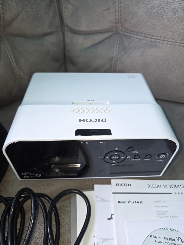 Projecteur Ricoh PJ WX4152 - Ultra-courte focale, Audio, Tv en Foto, Beamers, Ophalen, Zo goed als nieuw, DLP, Overige resoluties