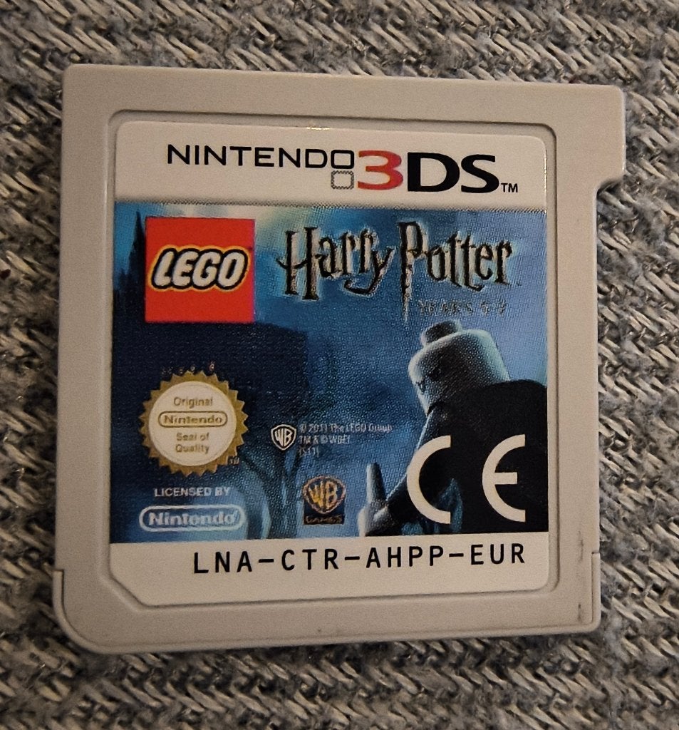Set van 4 Nintendo DS/3DS-games + R4-kaart met 2 GB Micro SD, Ophalen of Verzenden, Gebruikt