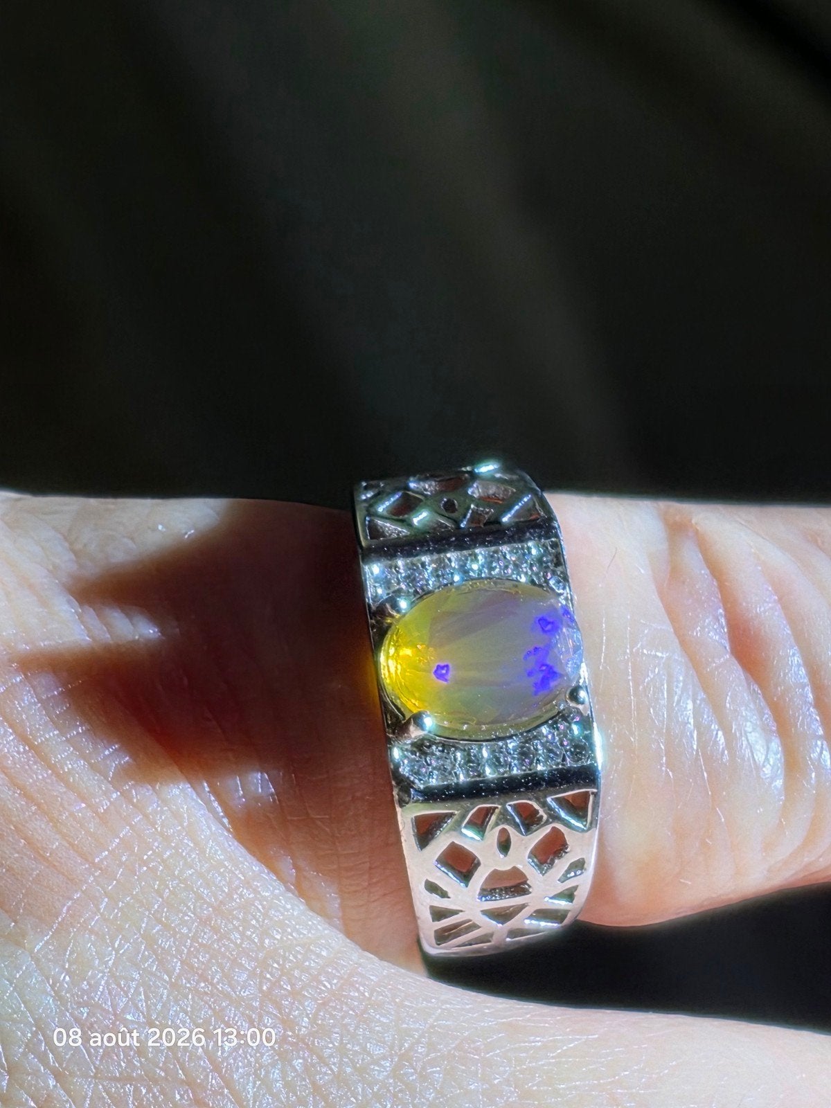 Bague réglable en argent massif avec opale cristal d'Éthiopi, Neuf, Femme ou Homme, Enlèvement, Avec pierre précieuse