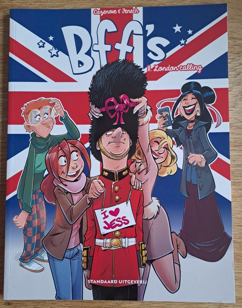 11 - Bff's - London Calling, Boeken, Eén stripboek, Ophalen of Verzenden, Zo goed als nieuw, Christophe Cazenove