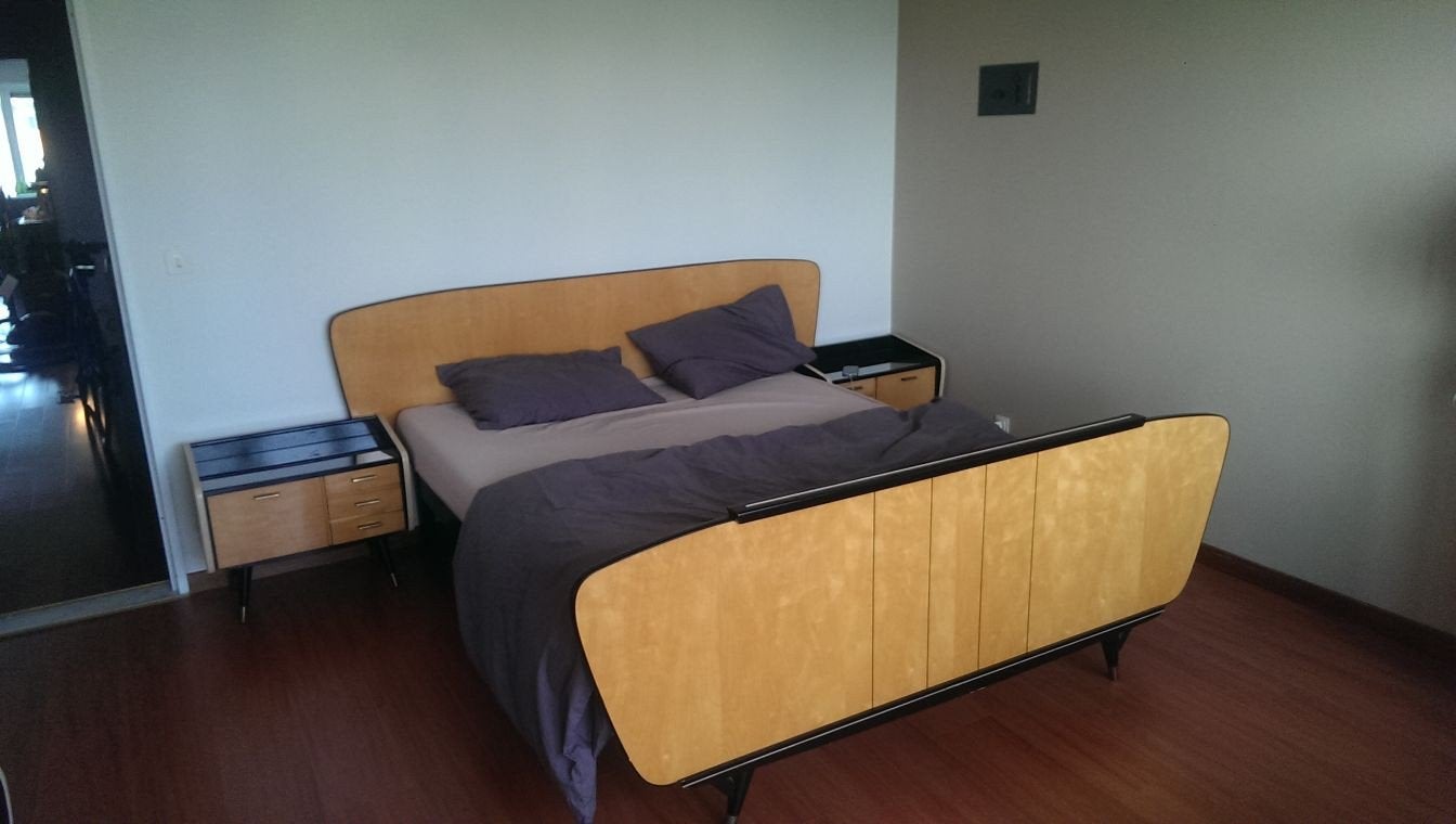 Vintage slaapkamer - bed, nachtkastjes, dressoir met spiegel, Maison & Meubles, Chambre à coucher | Chambres à coucher complètes