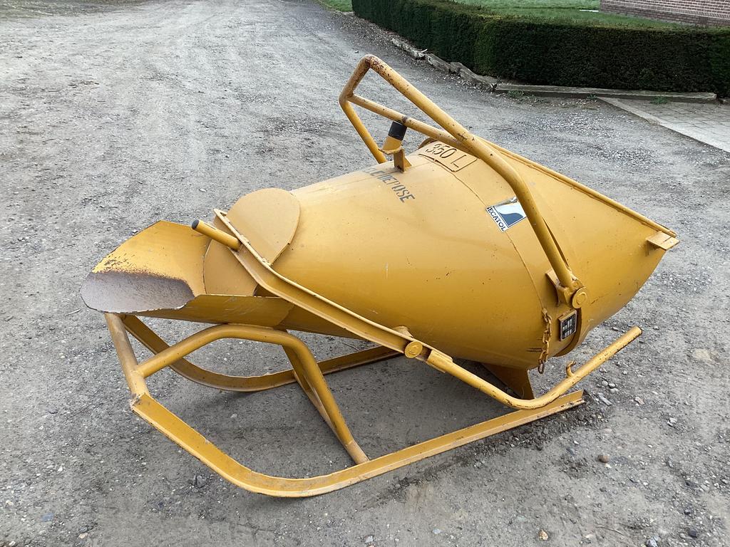 Betonsilo. Bijna als nieuw, Doe-het-zelf en Bouw, Ophalen, Zo goed als nieuw