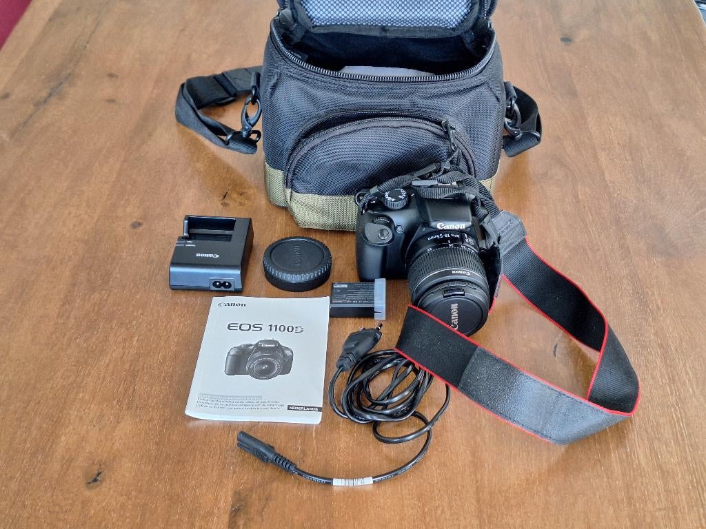 Aangeboden Canon 1100D,  € 115,--, Enlèvement ou Envoi, Canon, Comme neuf, 8 fois ou plus