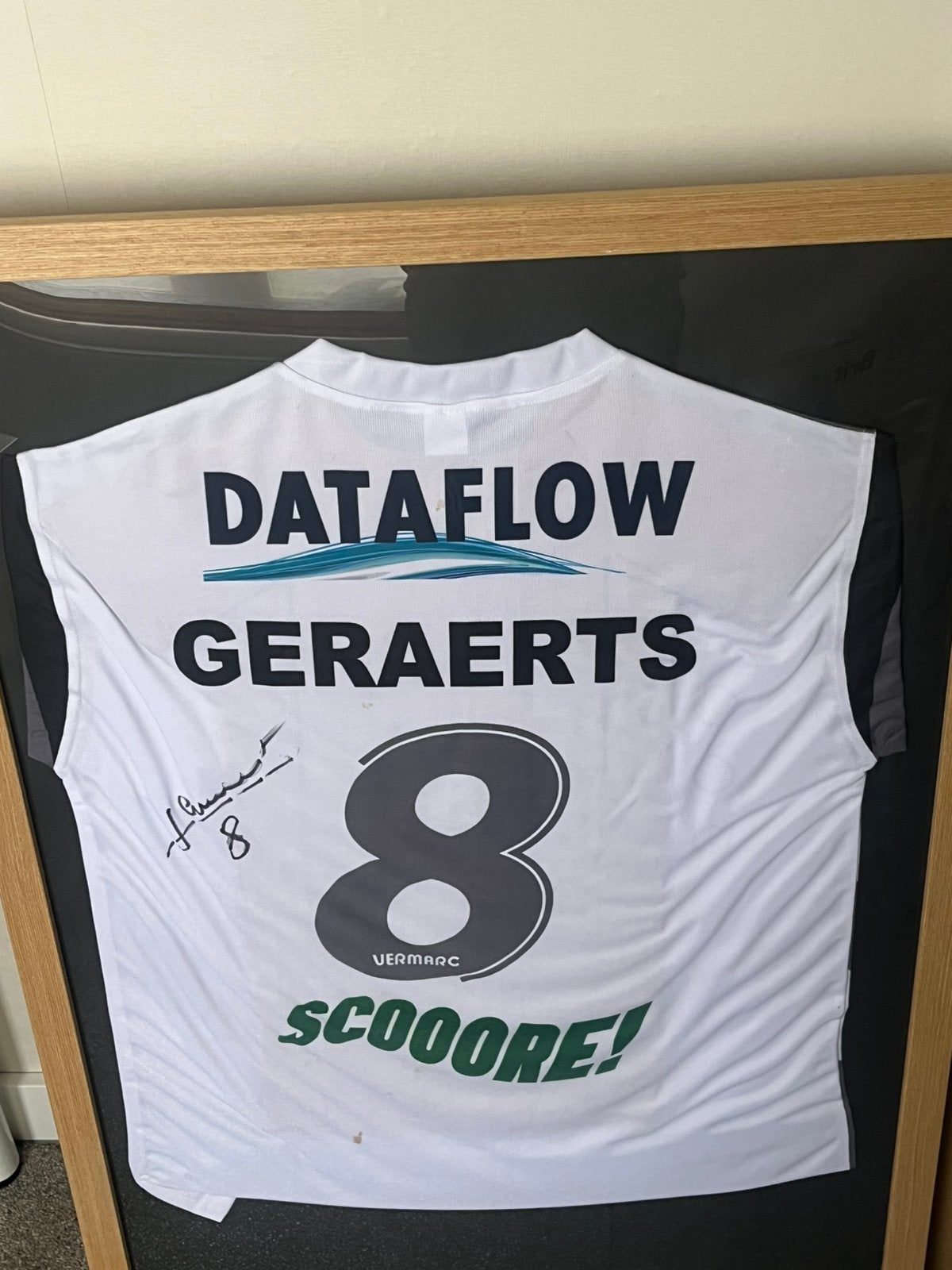 Gesigneerd matchworn shirt Karel Geraerts, Ophalen, Zo goed als nieuw