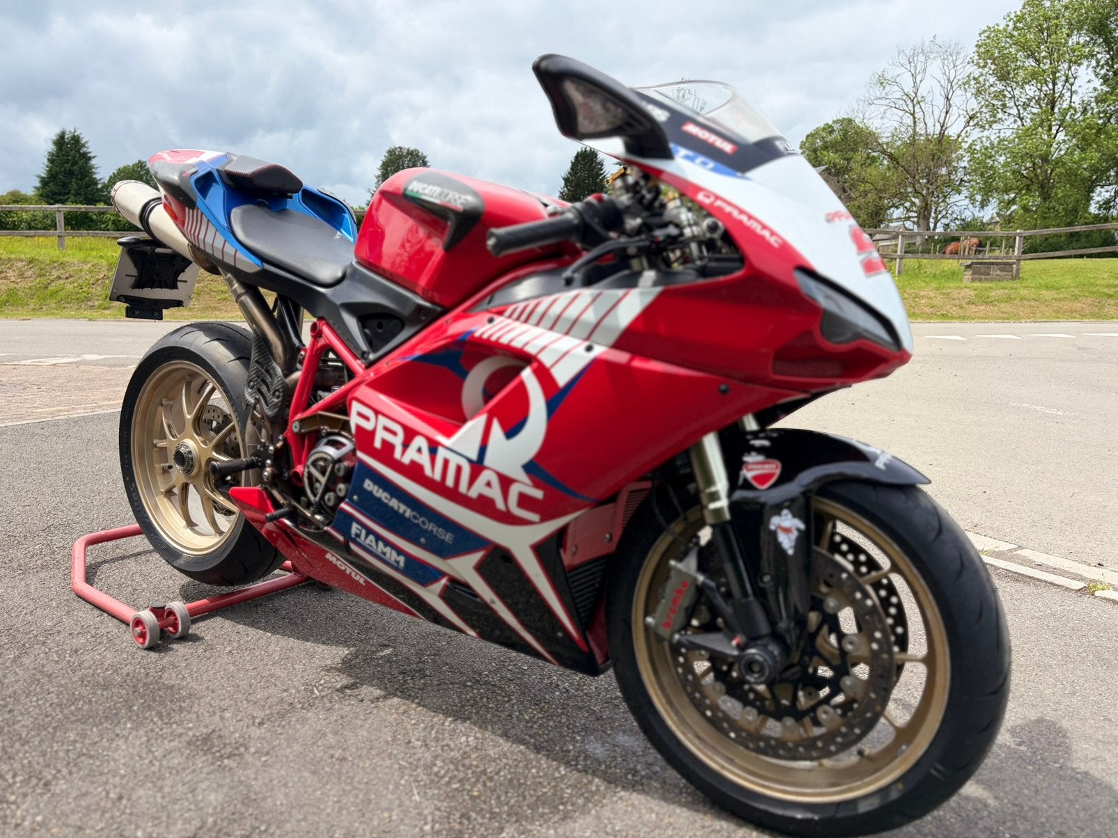 Ducati 1098 / ecu evo racing / desmo ok / ct ok, Particulier