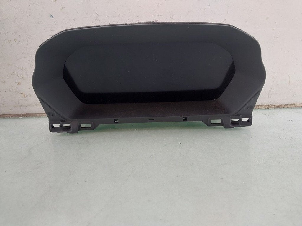 INSTRUMENTS DE BORD Audi A3 Sportback (8YA) (|8Y0920790G|), Robert Bosch AG, Audi, Utilisé, Robert-Bosch-Allee 1
74232  Abstatt, DE