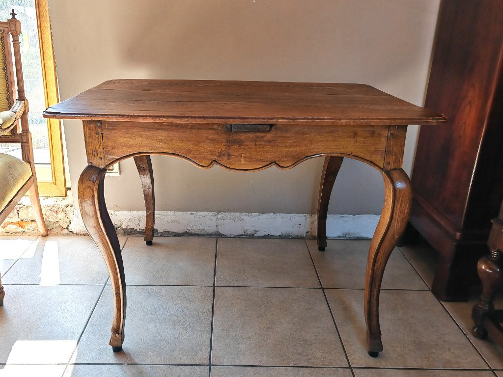 Antieke Louis XV (thee-) tafel in eik 100 x 72 H 71, Ophalen