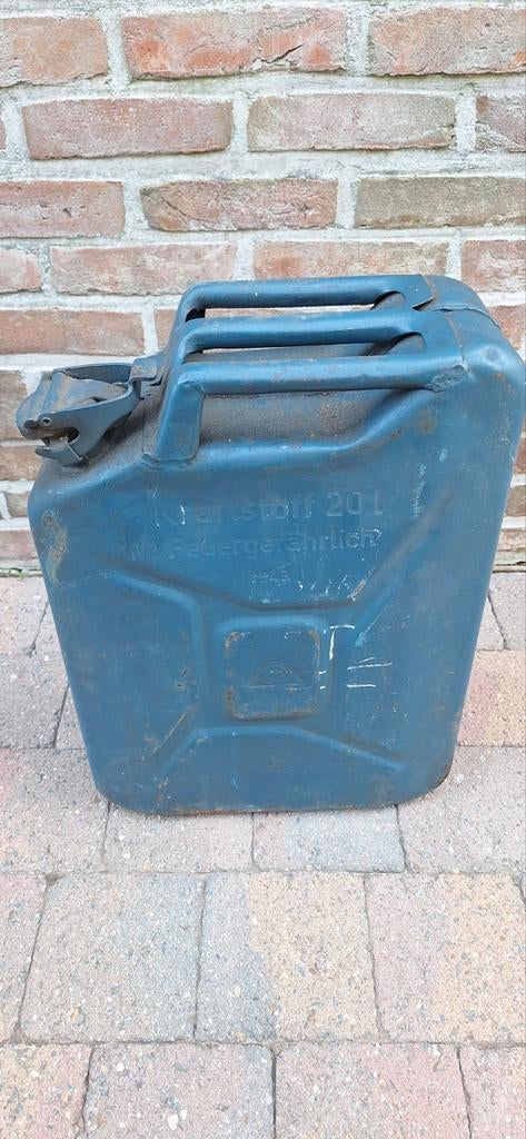 Jerrycan WH, Ophalen