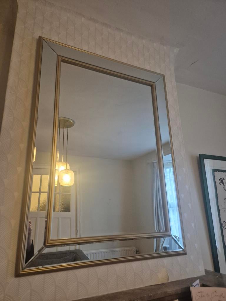 Miroir, Enlèvement