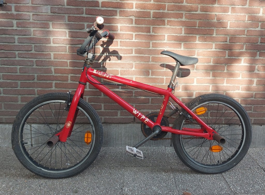 Rode BMX Wipe, Fietsen en Brommers, Ophalen, Gebruikt, 22 inch