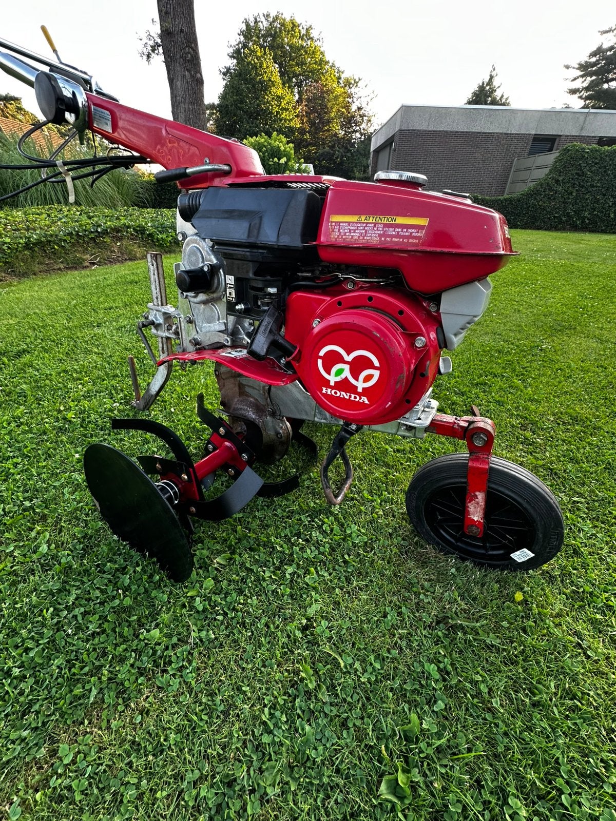 Honda f460 motoculteur, Tuin en Terras, Overige Tuin en Terras, Ophalen, Zo goed als nieuw